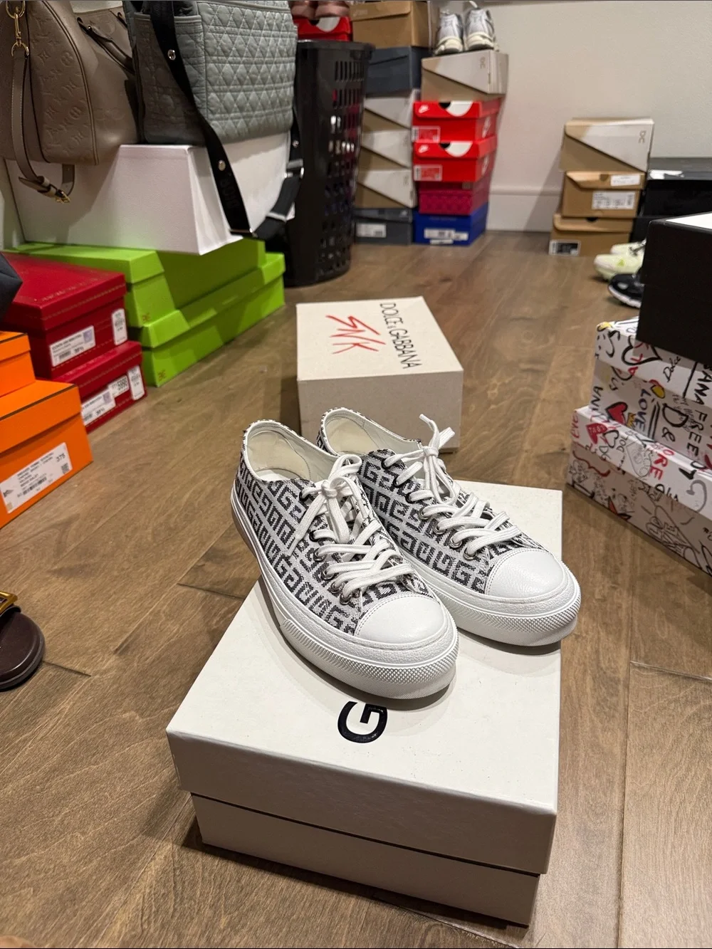 Givenchy front canvas